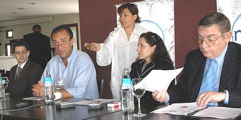 Los responsables de la presentación de detalles del show.