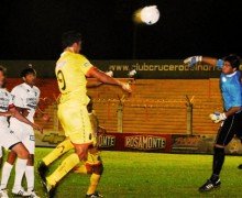Unión estuvo a un par de minutos de dar el batacazo ante el puntero (Foto: Prensa Crucero).