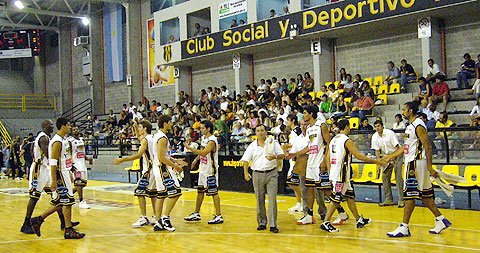 El equipo de nuestra ciudad se medirá mañana ante Gimnasia de Comodoro (Gentileza Diario de Madryn)