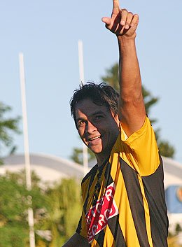 Orlando Vera, autor del primer gol (Diego Rosso - Archivo)