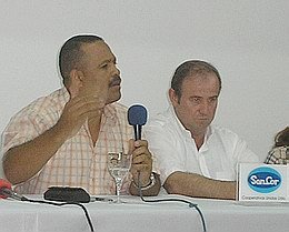 Rodolfo Sanz, el canciller venezolano, junto a Oscar Carreras.