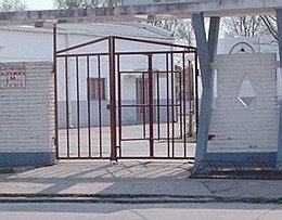 La portada del Cicles, en una dependencia interna tenía lugar la reunión de referencia.