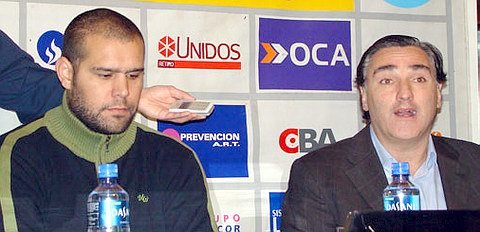 Ceruti y Lamas durante la presentación (Prensa Libertad). Ceruti y Lamas durante la presentación (Prensa Libertad).