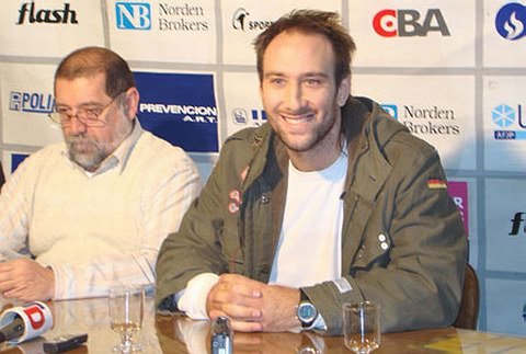 Moldú junto al presidente Bosco (Prensa Libertad).