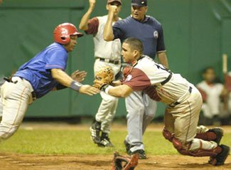 Una de las imágenes del cubano que forma parte de la serie de beisbol (Revista Bohemia).