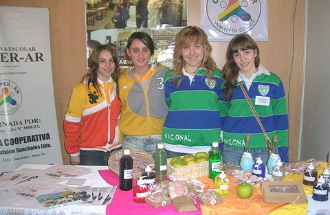 Las chicas presentes en Santa Fe (Prensa Steigleder).