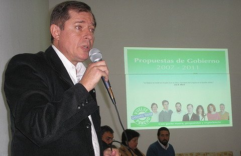 Trinchieri desgranó una a una sus propuestas de gobierno.