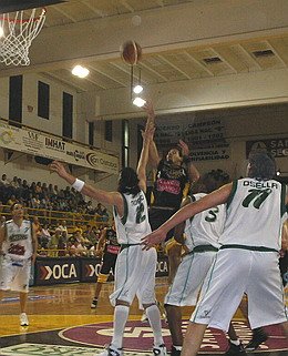 Pittman se eleva ante la marca cordobesa. Mañana se vuelven a ver las caras.
