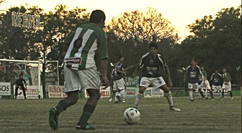 Unión pudo leer bien el juego propuesto por los mendocinos y burlar la ley del offside.