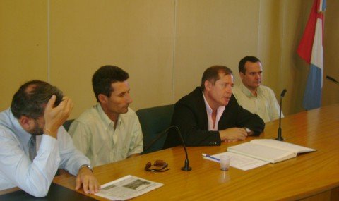 Trinchieri, al frente de la mesa regional (Prensa municipalidad).