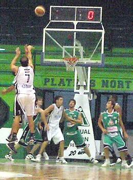 Ruiz fue uno de los destacados en el ataque visitante.