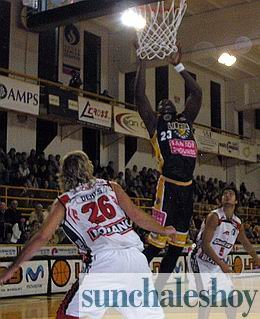 Robert pudo ejercer su superioridad bajo las tablas.