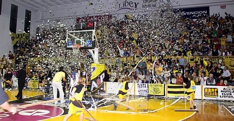 Aliento de todos y para todos. ¿Será hoy, será el domingo? (Gentileza AdC).