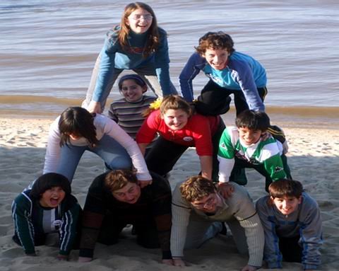 Los alumnos participantes, en un momento de esparcimiento (Foto: escuela Savio).