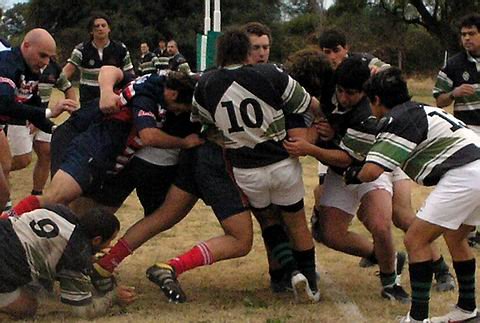 Fuerza y trabajo de equipo, es lo que pusieron los Guaycus para ganar el clásico.