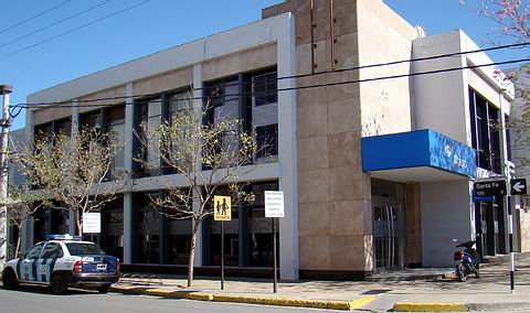 La sucursal local, hoy con actividad normal.