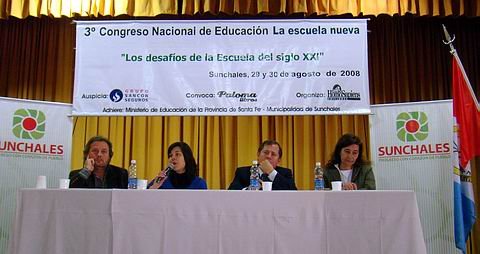 Los encargados de la inauguración oficial del evento.