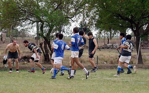 Los Guaycus convirtieron varios tries, como este, para una gran victoria.