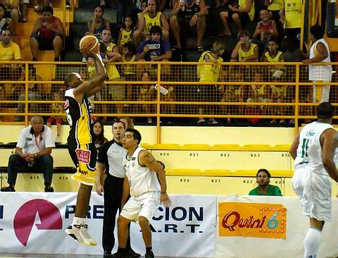 Alstom demostró parte de su jerarquía ante los chilenos.