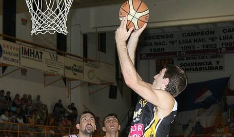 El Tigre no pudo en la temporada ganarle a Quimsa (Foto: Fernando Melchiori).