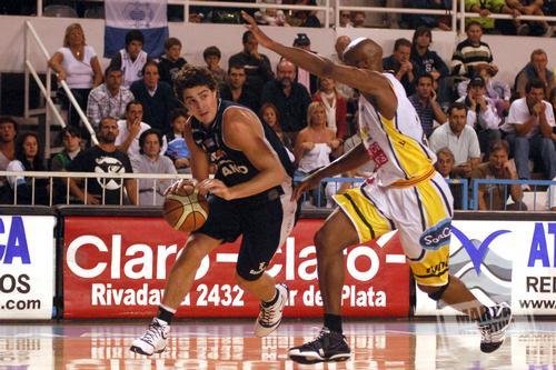 Sebastián Vega tuvo una gran noche. (Foto: Hernan Di Gerónimo).