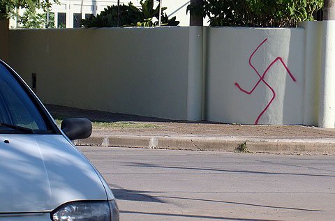 La pintada, tal como se veía en el barrio 9 de Julio días atrás.