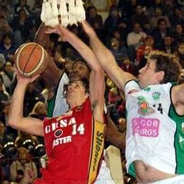 Corrientes mantuvo su localía y habrá un último juego (Foto: diario Epoca).