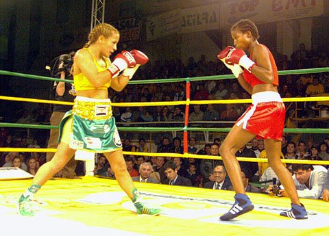 La argentina no tuvo casi resistencia mara mantener su título (Foto: Alejandro Martino).
