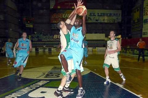 Sionista superó a Unión con cierta comodidad (foto Guillermo Japaze).