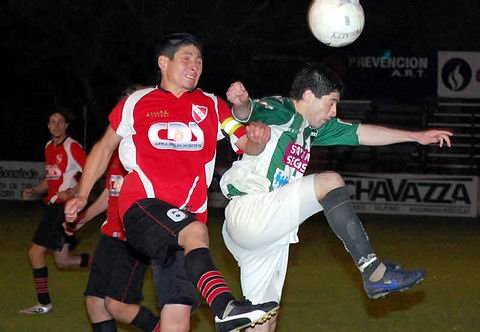 Bonazza, uno de los goleadores de la noche (Foto: Prensa Unión).