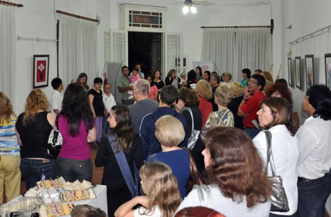 La inauguración, a sala llena (Foto: Gentileza Gabriela Girard).