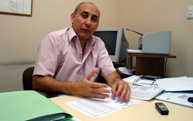 Deluchi mantiene las cuentas ordenadas, superavitarias y sin excesos.