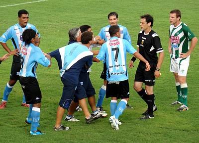 La expulsión no alteró el trámite del juego.