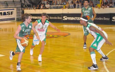 Unión no para de ganar y suma cuatro triunfos consecutivos (Foto: El Patagónico).