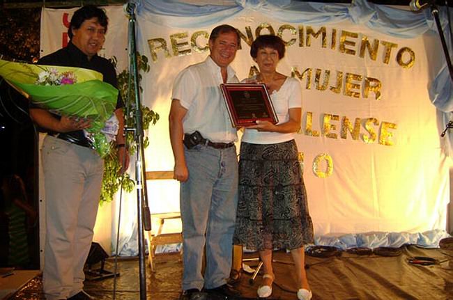 Ana Gaitán, Mujer del año (prensa Municipalidad). 