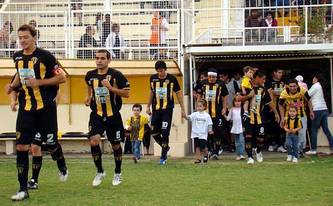 La T visitará a Libertad en el estadio de calle Dentesano, el fin de semana.