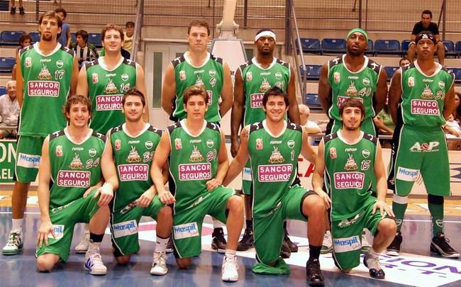 El plantel de Unión busca dar continuidad a la serie en Corrientes (Foto: Alejandro Martino).