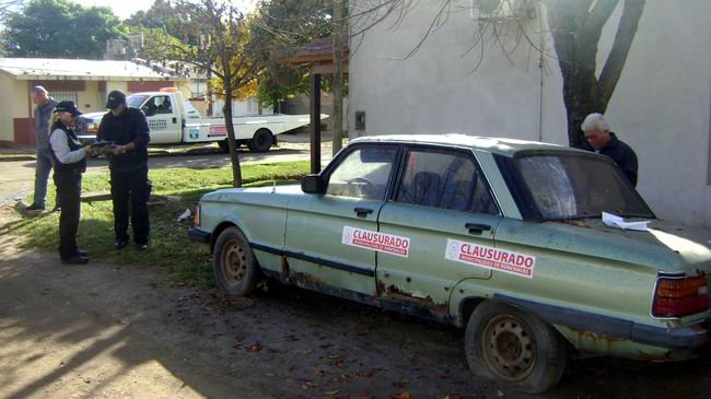 El segundo auto secuestrado por Orden Público (Foto: Prensa Municipalidad).