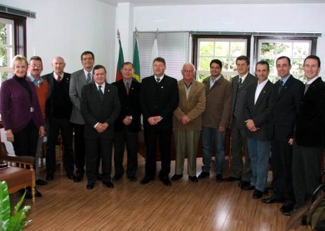 Las delegación sunchalense y sus pares de Nova Petrópolis (Foto: Prensa Nova Petrópolis).
