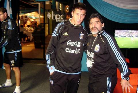 Jonatan con Maradona: "Con D1OS", publicó (Foto: Jonatan Bauman)