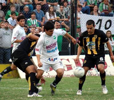 Libertad y Unión buscan ir armando sus planteles pero aún no están definidos los aspectos centrales de la competencia (Archivo).