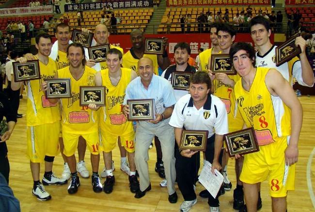Los Tigres, celebrando en China (Foto: Prensa Libertad).