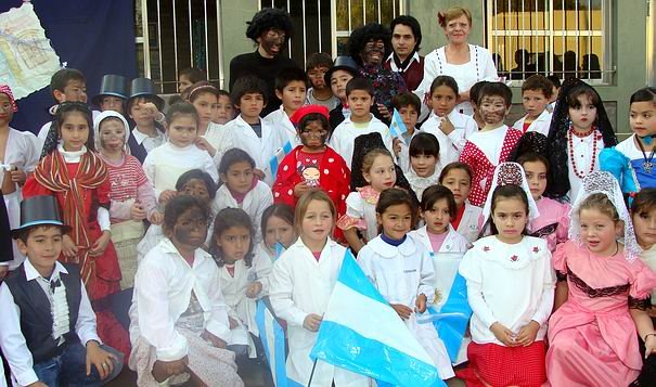Algunos de los participantes del acto (Foto: Gentileza Fabiana Villarruel). Algunos de los participantes del acto (Foto: Gentileza Fabiana Villarruel).