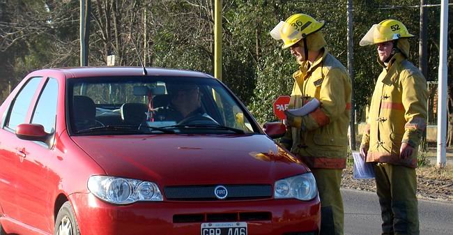Los Bomberos podrían volver a las rutas para dar a conocer su situación.