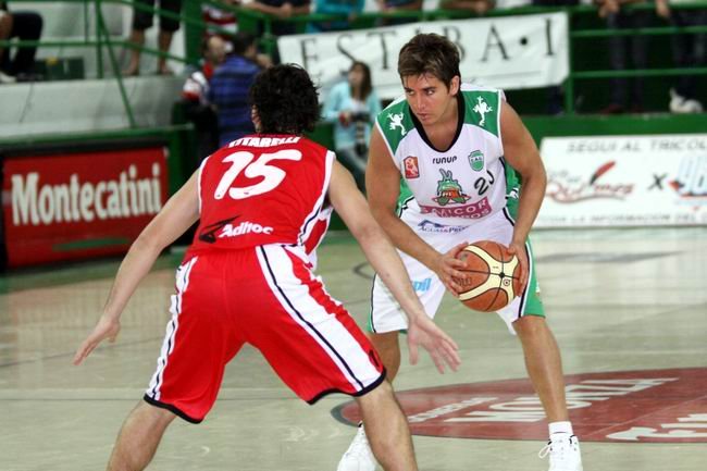 Uno que ya no está... Schattmann no forma parte del plantel de esta temporada (Archivo).