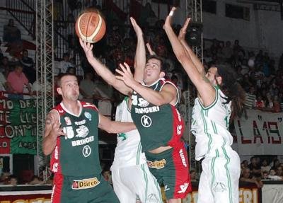 Ciclista terminó quedándose con el juego al final del mismo (Foto: Diario La Verdad).