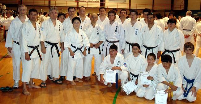 La delegación sunchalense que participó del campeonato (Foto: Gentileza Subcomisión Karate). La delegación sunchalense que participó del campeonato (Foto: Gentileza Subcomisión Karate).