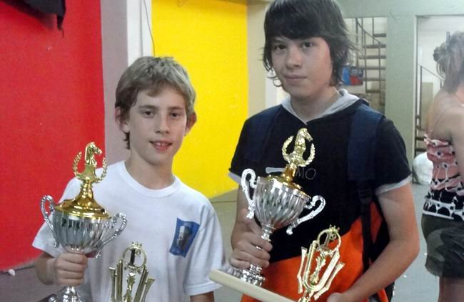 Franchesco Trinchieri y Román Girard, dos de los ganadores del Dominguito  (Foto: Gentileza Marcela Colautti).