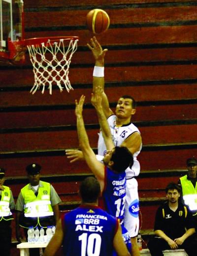 qLibertad cerró su participación con una buena victoria (Foto: Fiba Americas).