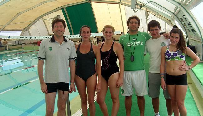 Los nadadores albiverdes, en San Jorge (Foto: Gentileza Hernán Bergesio).
